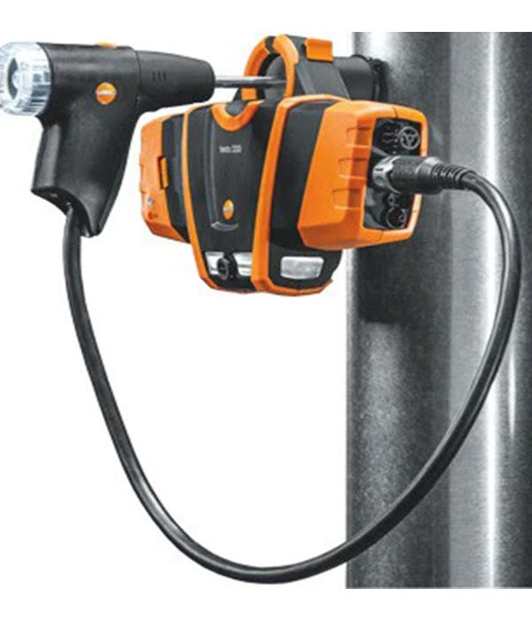 Testo 330i flue gas analyzer with NO sensor
