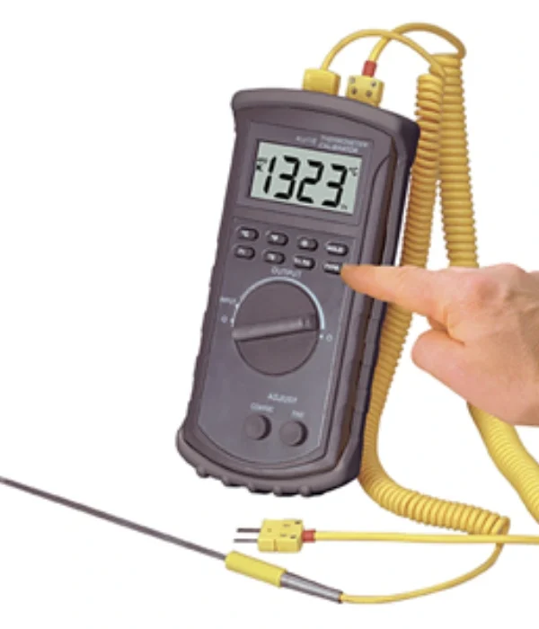 Omega CL3512A Temperature Calibrator and Thermometer
