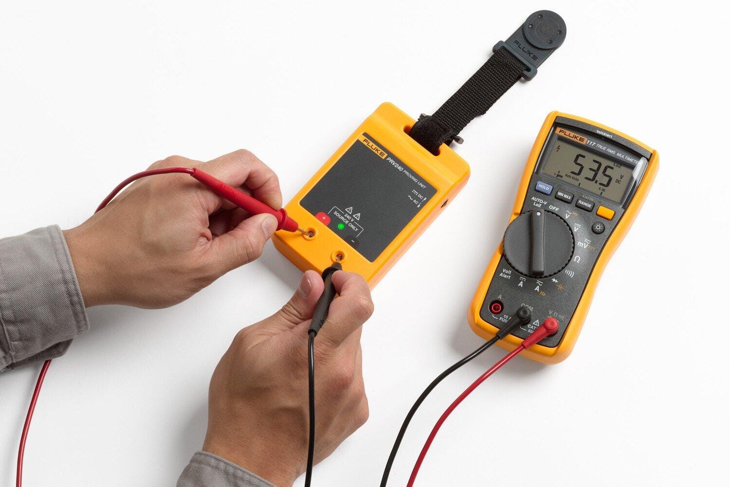 Fluke 117 Multimeter and PRV240 Proving Unit Kit