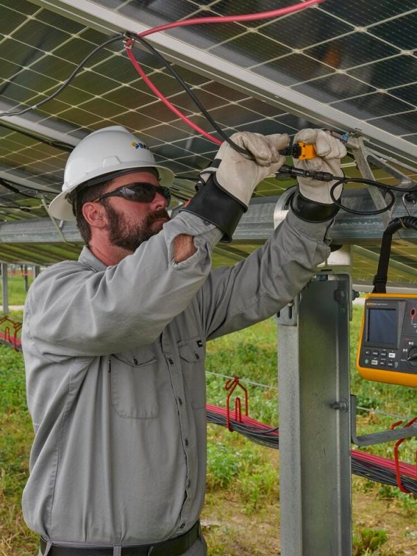 Solar Tools Kit with GFL-1500 Solar Ground Fault Locator and 393 FC Clamp Meter