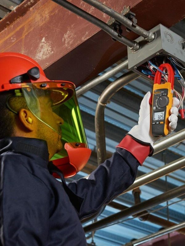 Fluke 376 FC True-RMS Clamp Meter plus insulated hand tools starter kit