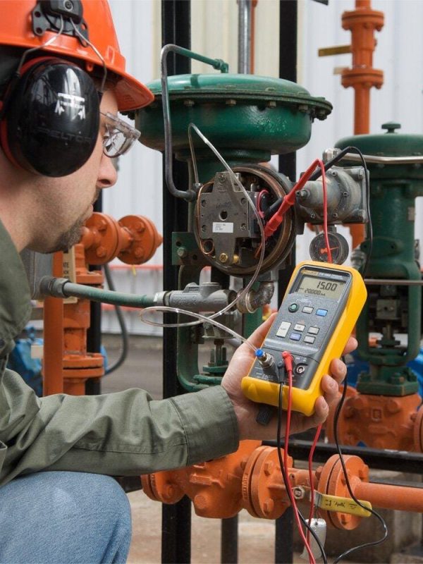 Fluke 719 Pressure Calibrator