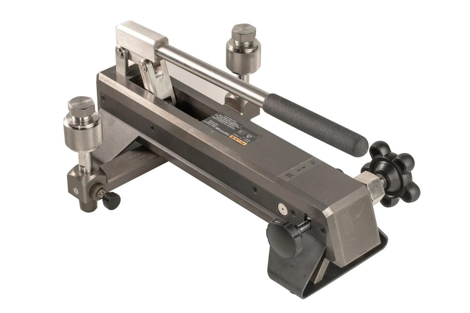 Fluke 730PTP/10M Pressure Test Pump