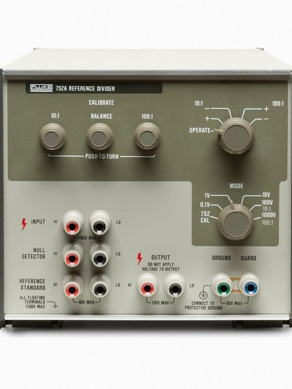 Fluke 752A Reference Divider