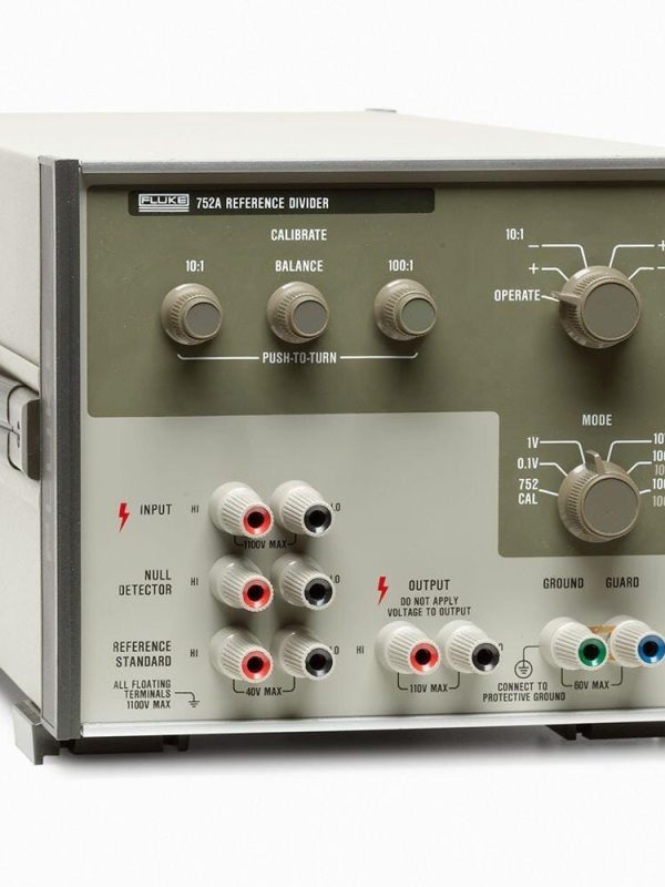 Fluke 752A Reference Divider